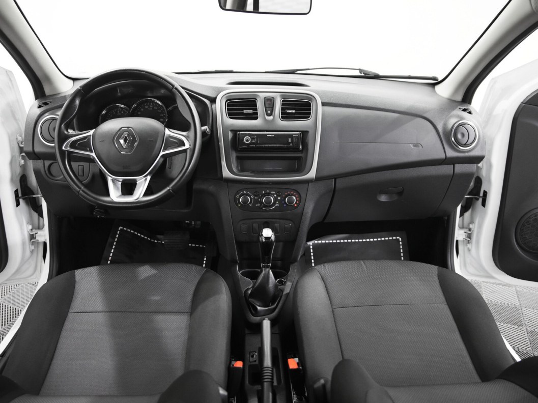 Renault Logan Life 1.6 АКПП фото 14