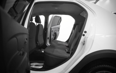 Renault Logan Life 1.6 АКПП превью 11