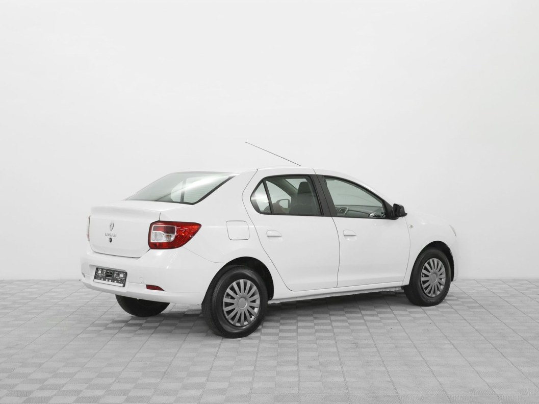 Renault Logan Life 1.6 МКПП фото 3