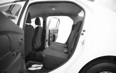 Renault Logan Life 1.6 МКПП превью 10