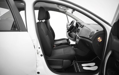 Renault Logan Drive 1.6 МКПП превью 9