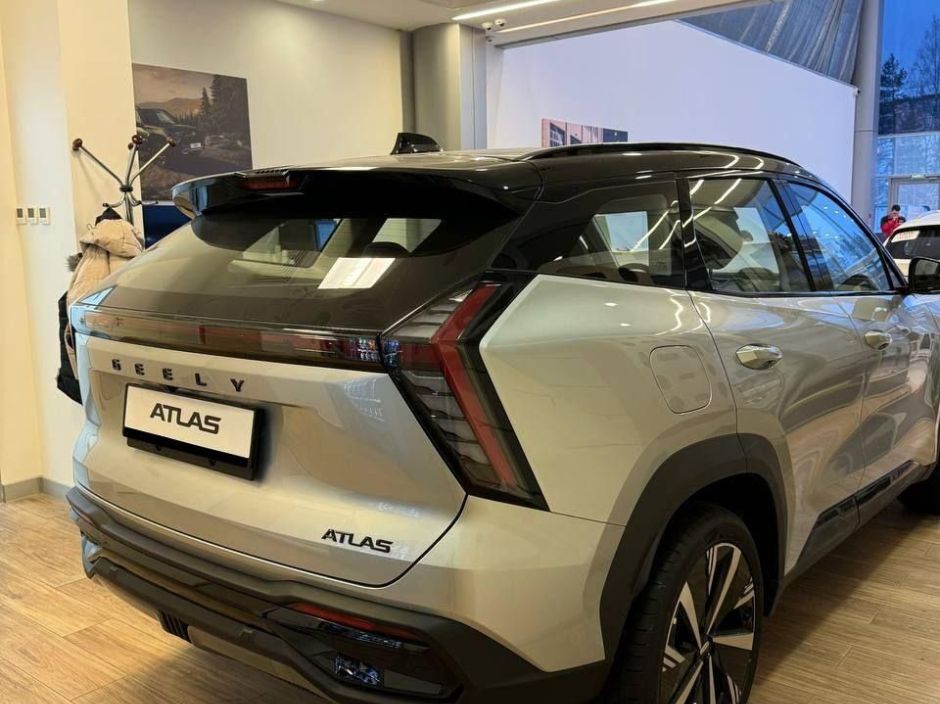 Geely Atlas Premium 1.5 РКПП, 2024 фото 3