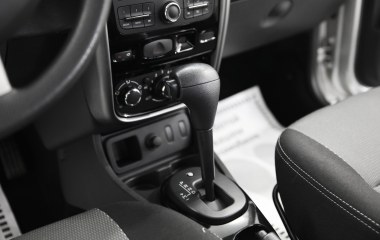 Renault Duster Privilege 2.0 АКПП превью 11