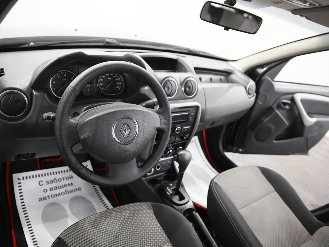 Renault Duster Privilege 2.0  фото 6