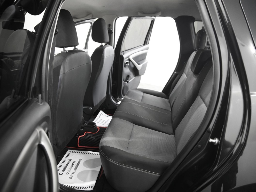 Renault Duster Privilege 2.0  фото 10