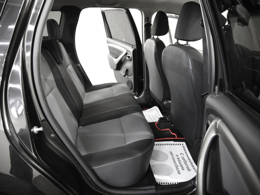 Renault Duster Privilege 2.0  фото 11