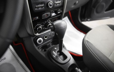 Renault Duster Privilege 2.0  превью 15
