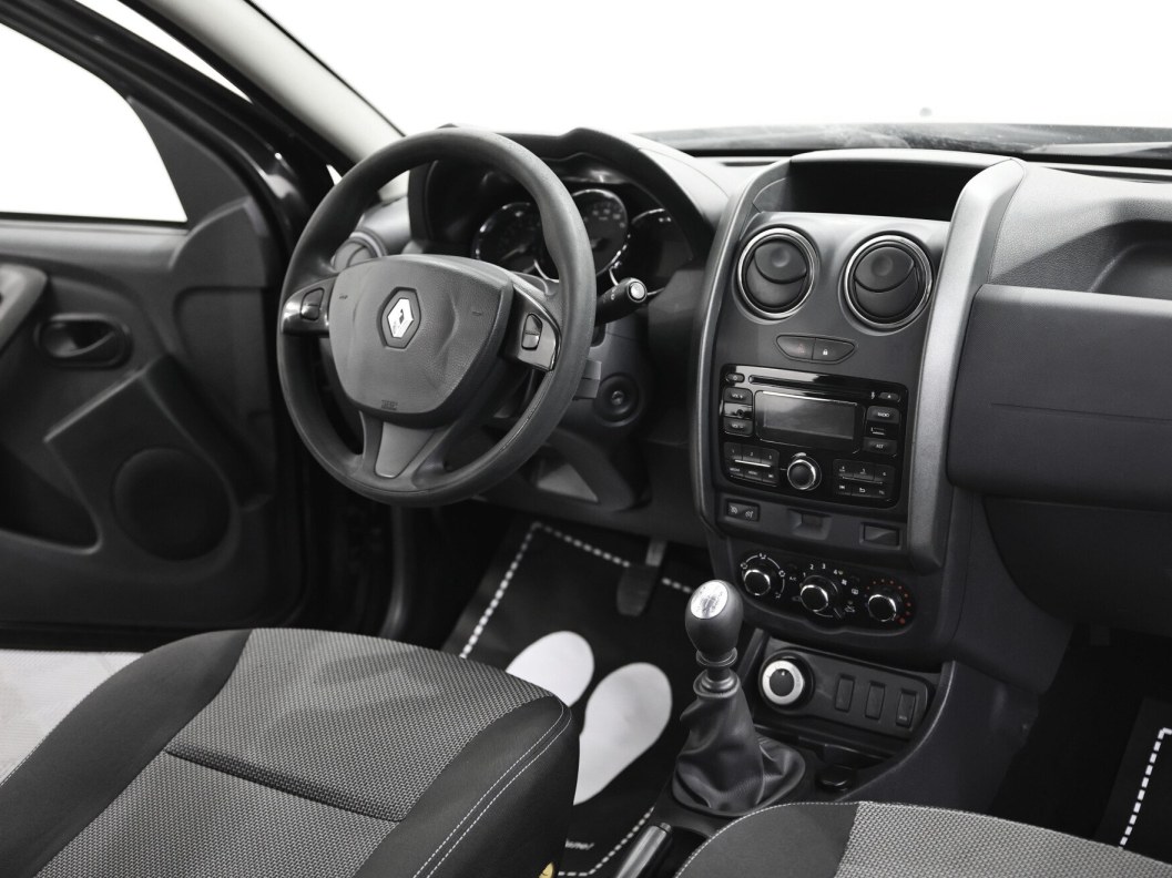 Renault Duster Privilege 2.0 МКПП фото 8