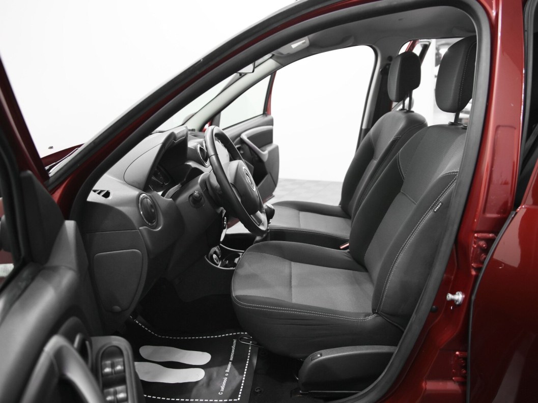 Renault Duster Luxe Privilege 2.0 МКПП фото 5