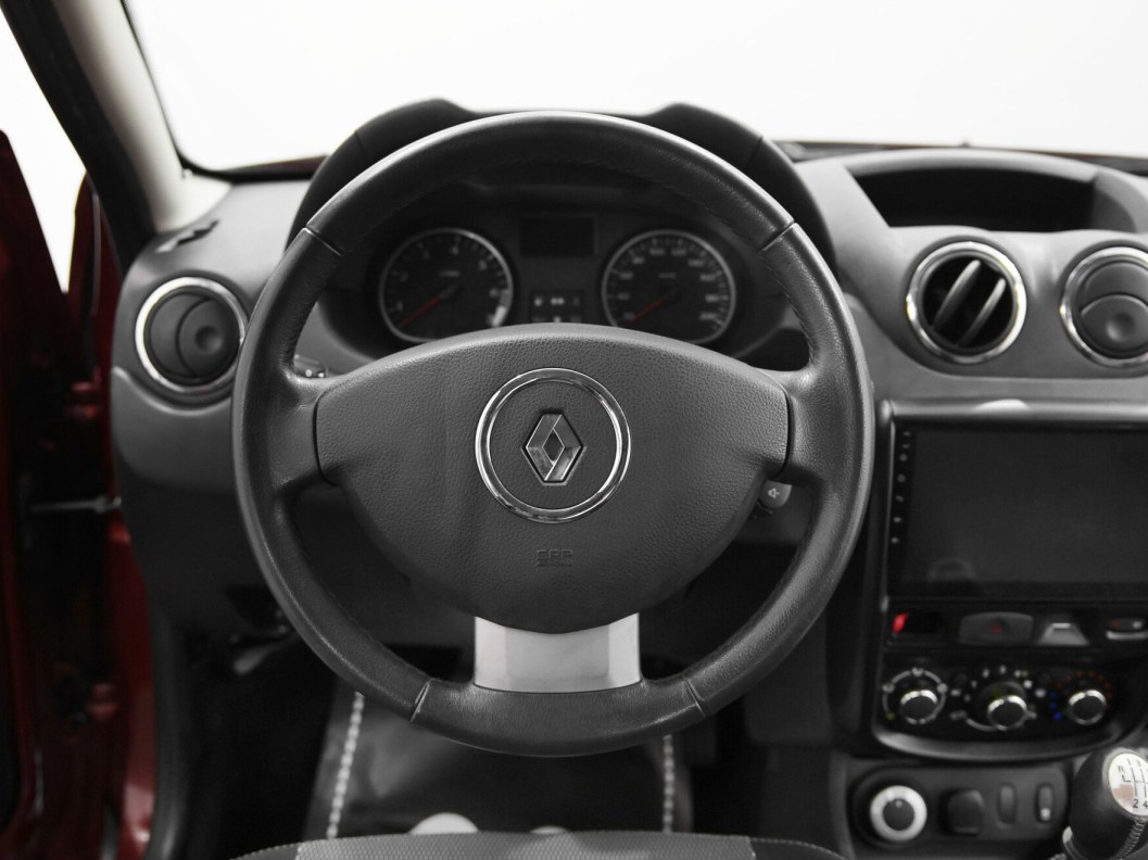 Renault Duster Luxe Privilege 2.0 МКПП фото 7