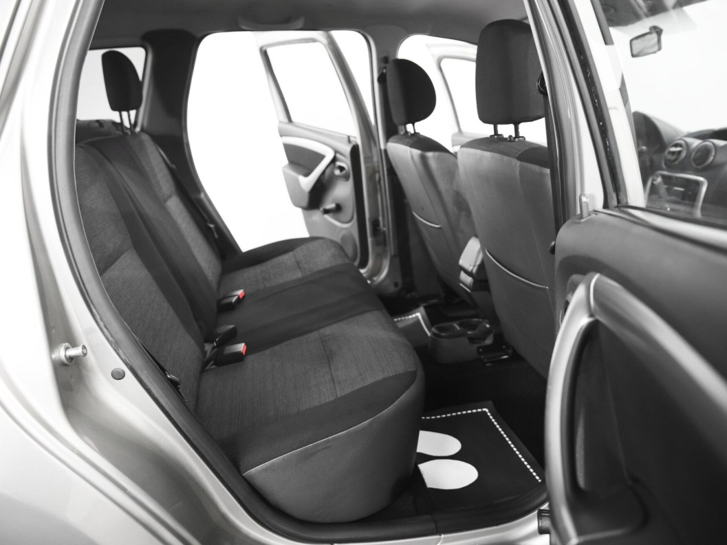 Renault Duster Privilege 1.6 МКПП фото 12