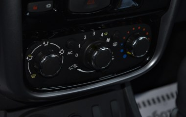 Renault Duster Privilege 1.6 МКПП превью 17