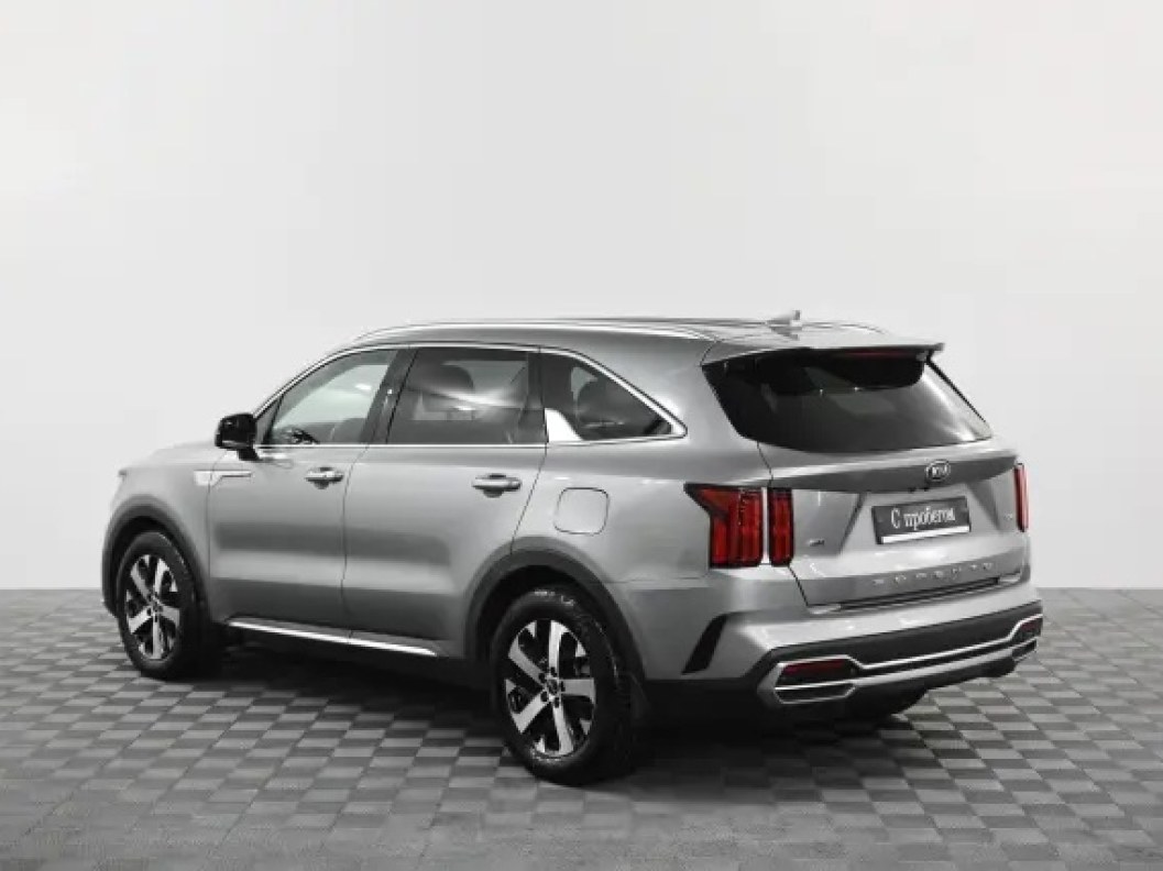 Kia Sorento 4WD Prestige  фото 3