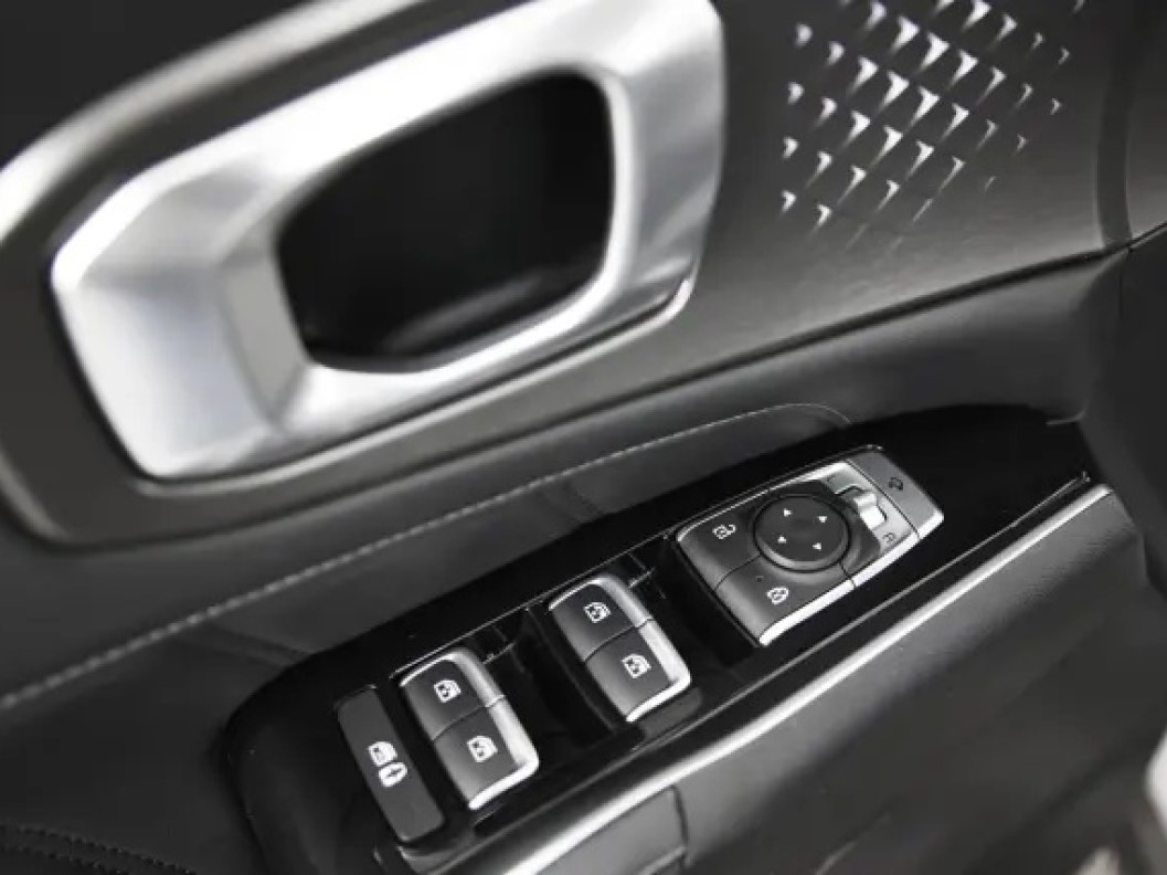 Kia Sorento 4WD Prestige  фото 11