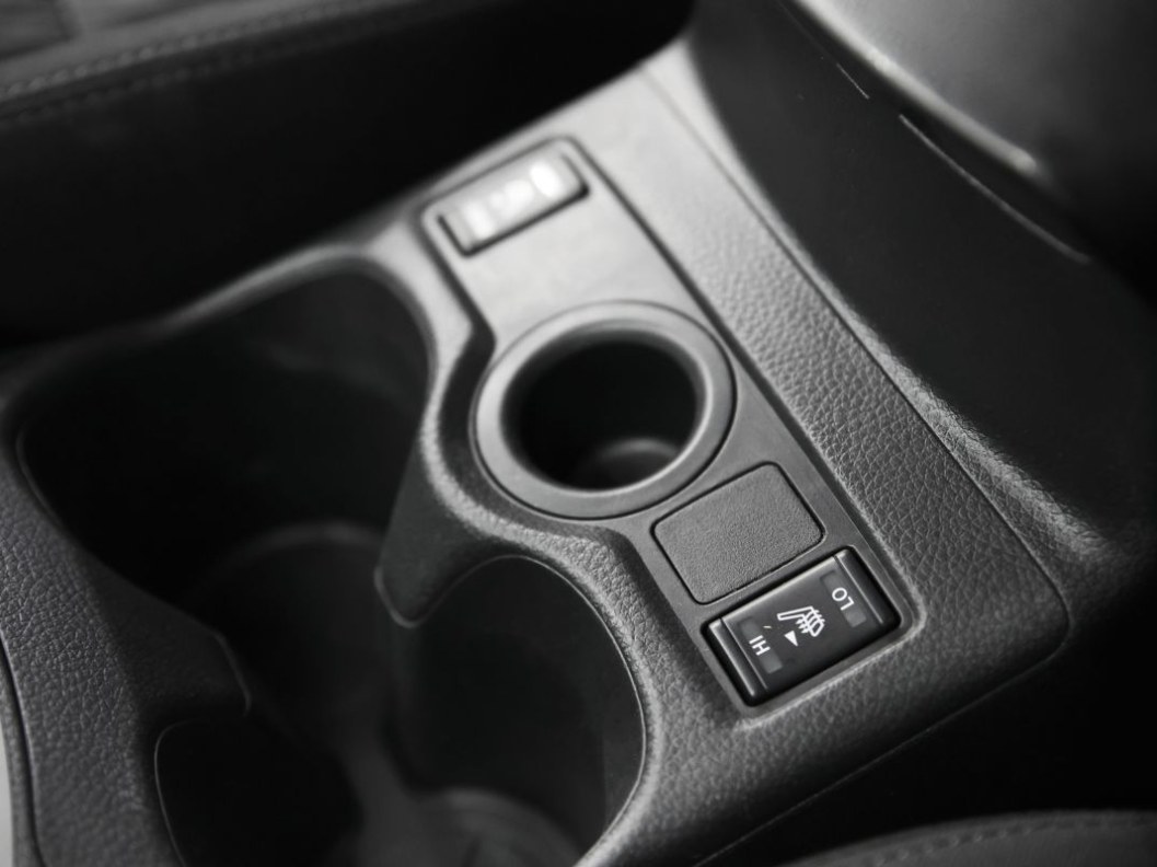 Nissan X-Trail SE 2.0 CVT фото 15