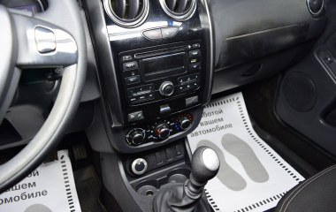 Renault Duster Privilege 1.6 МКПП превью 12