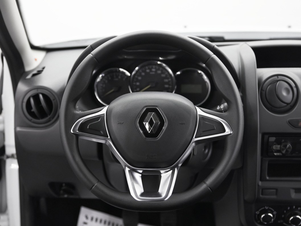Renault Duster Life 1.6 МКПП фото 7