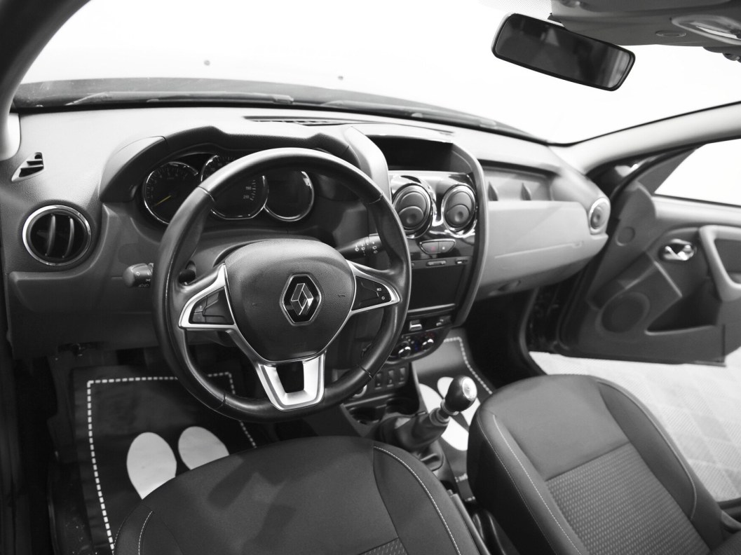 Renault Duster Privilege 2.0 МКПП фото 6