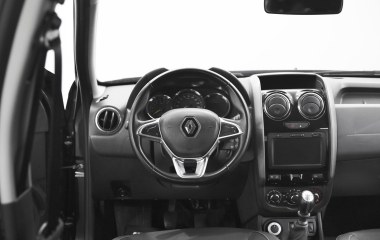 Renault Duster Privilege 2.0 МКПП превью 7