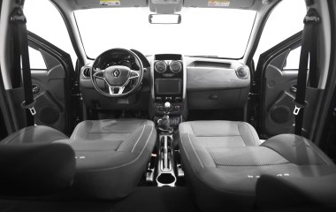 Renault Duster Privilege 2.0 МКПП превью 15