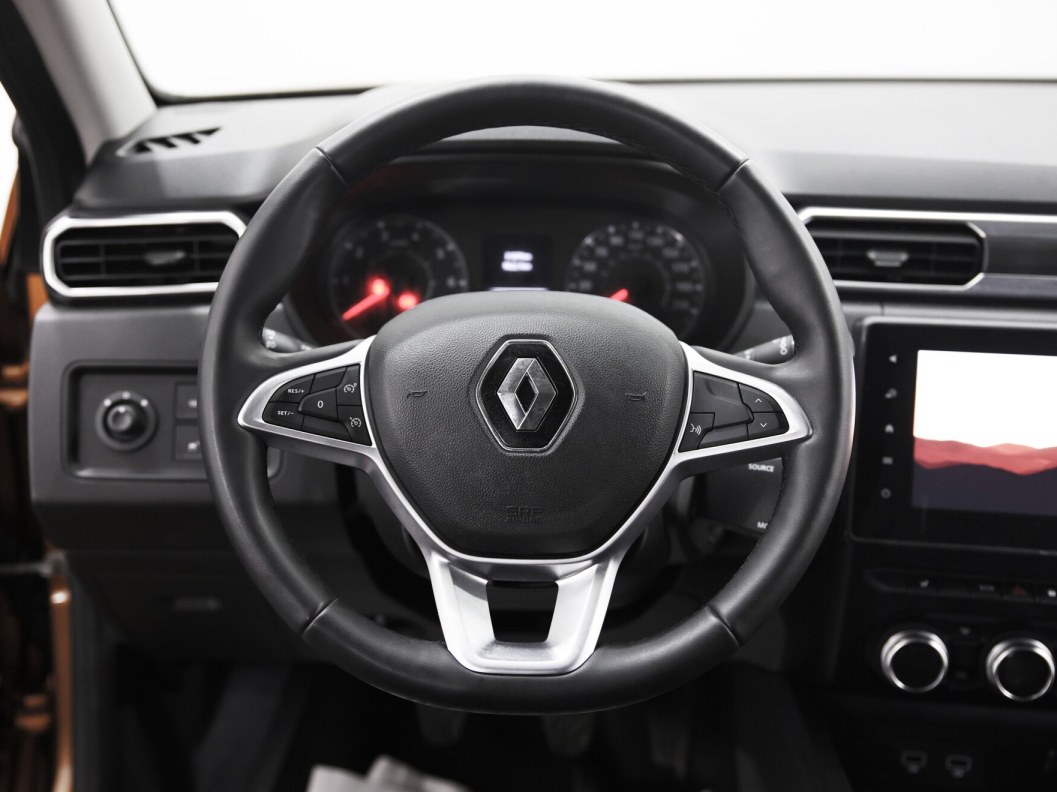 Renault Duster 1.6 МКПП фото 6