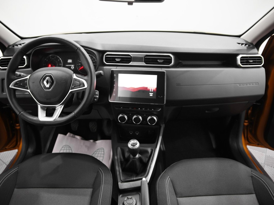 Renault Duster 1.6 МКПП фото 16