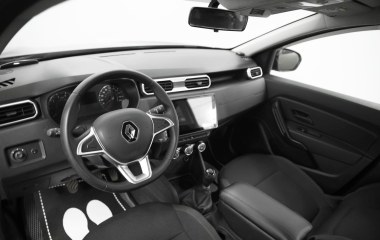 Renault Duster 1.6 МКПП превью 6