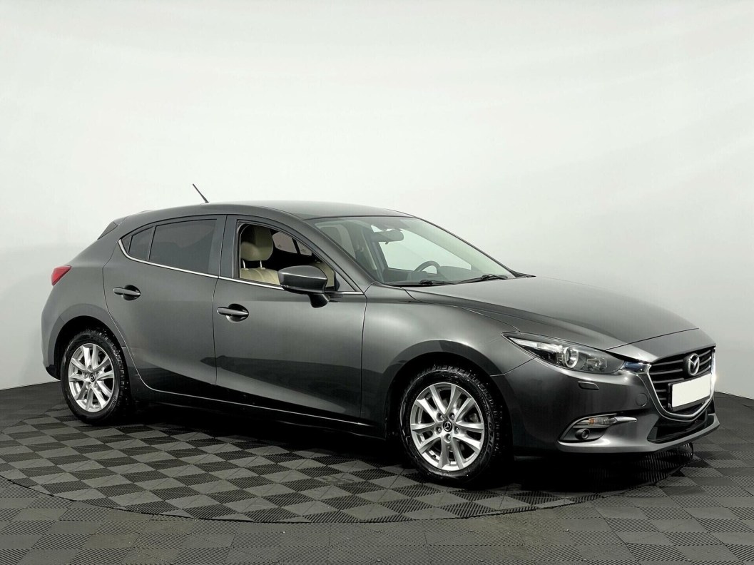 Mazda 3 1.5 АКПП, 2019 фото 3