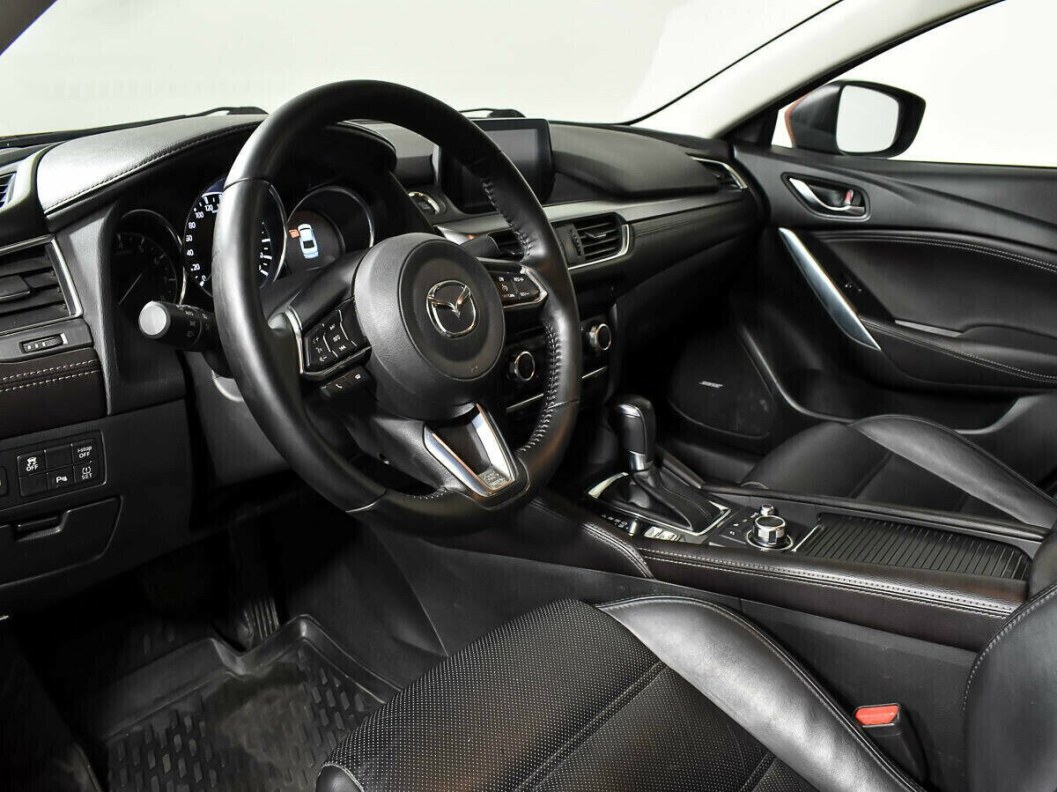 Mazda 6 2.5 АКПП, 2017 фото 9