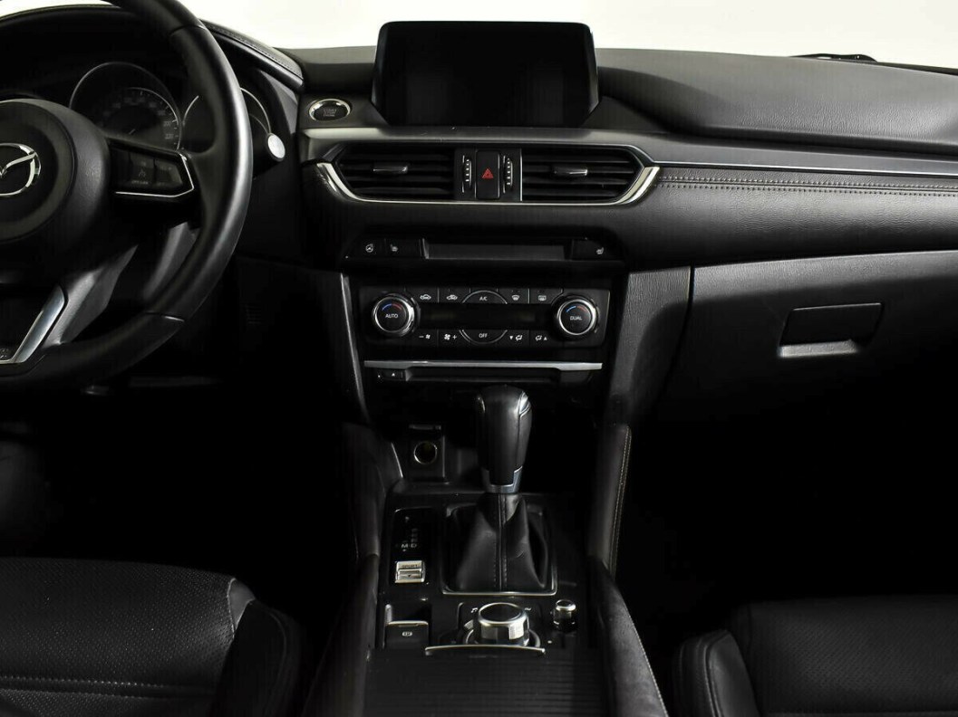 Mazda 6 2.5 АКПП, 2017 фото 12