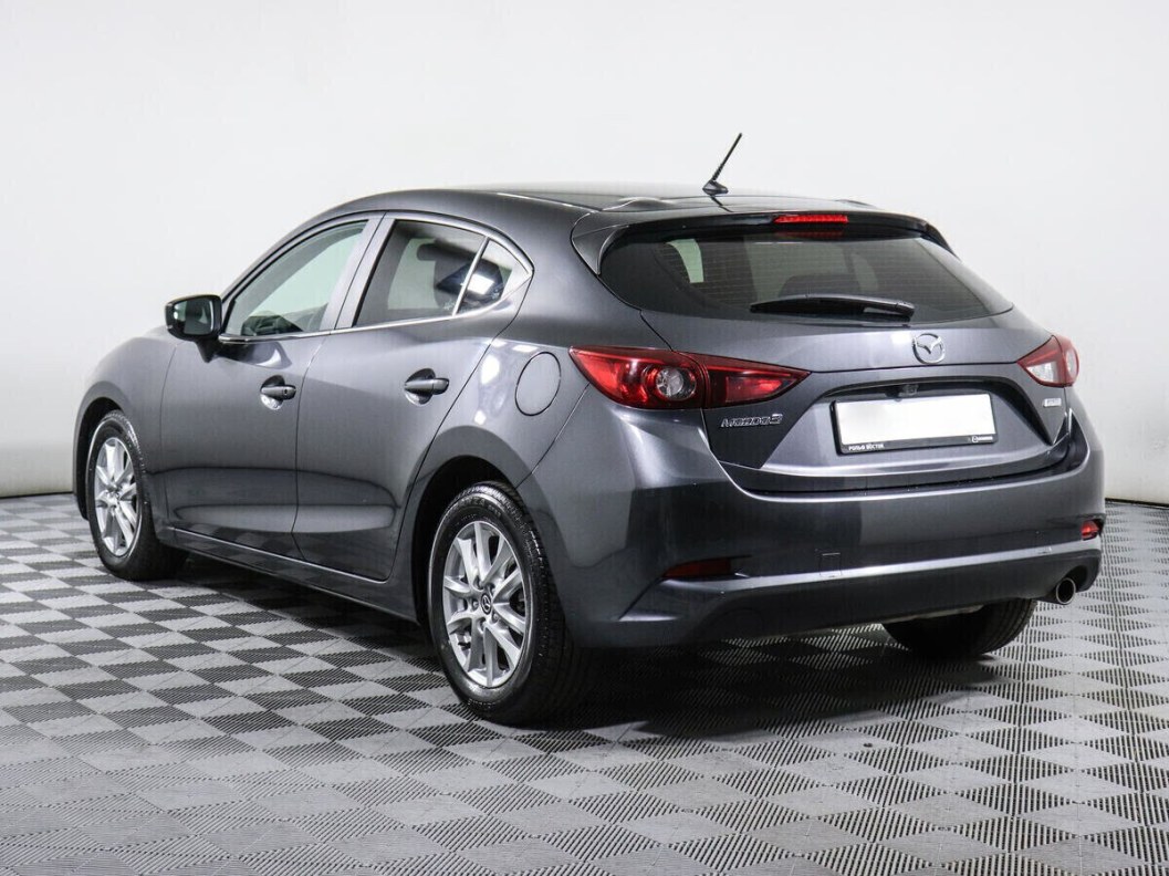 Mazda 3 1.5 АКПП, 2018 фото 4