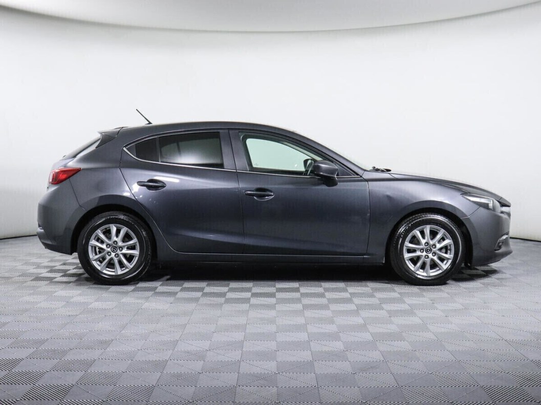 Mazda 3 1.5 АКПП, 2018 фото 9