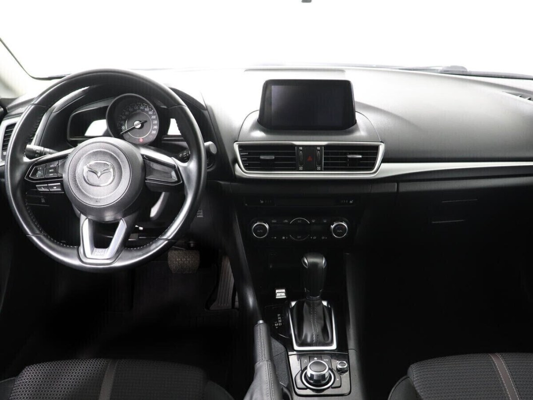 Mazda 3 1.5 АКПП, 2018 фото 11