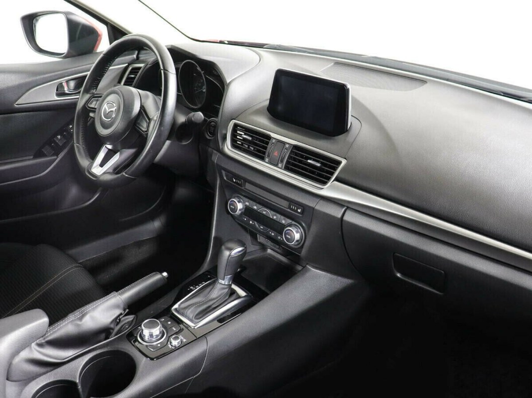 Mazda 3 1.5 АКПП, 2017 фото 7
