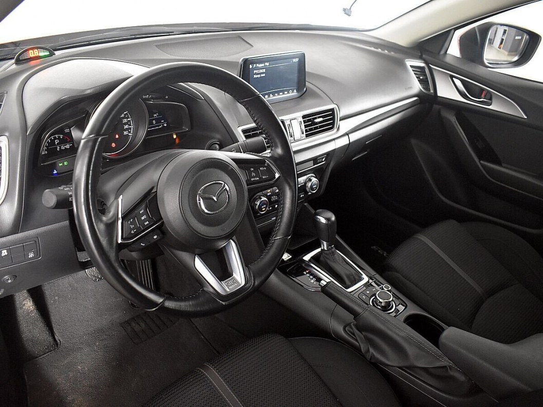 Mazda 3 1.5 АКПП, 2019 фото 4