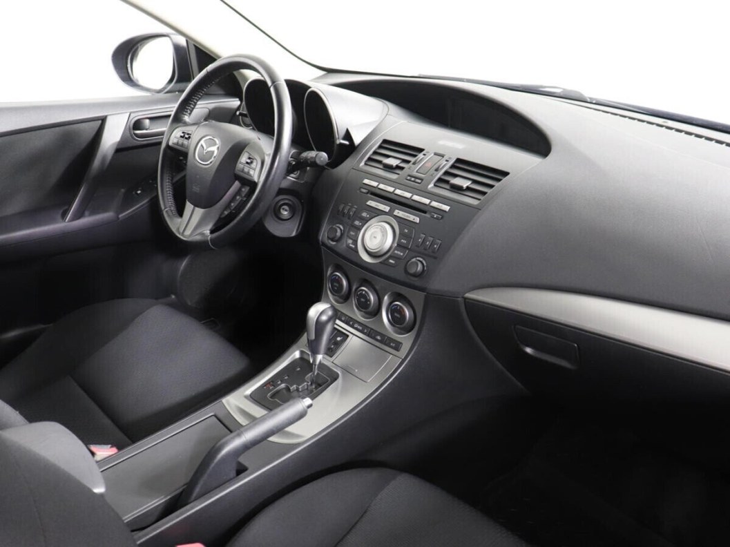 Mazda 3 1.6 АКПП, 2010 фото 7