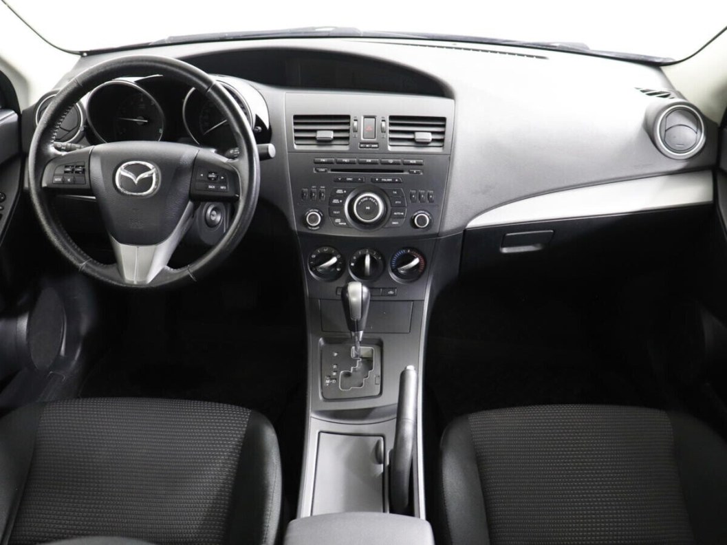 Mazda 3 1.6 АКПП, 2012 фото 6