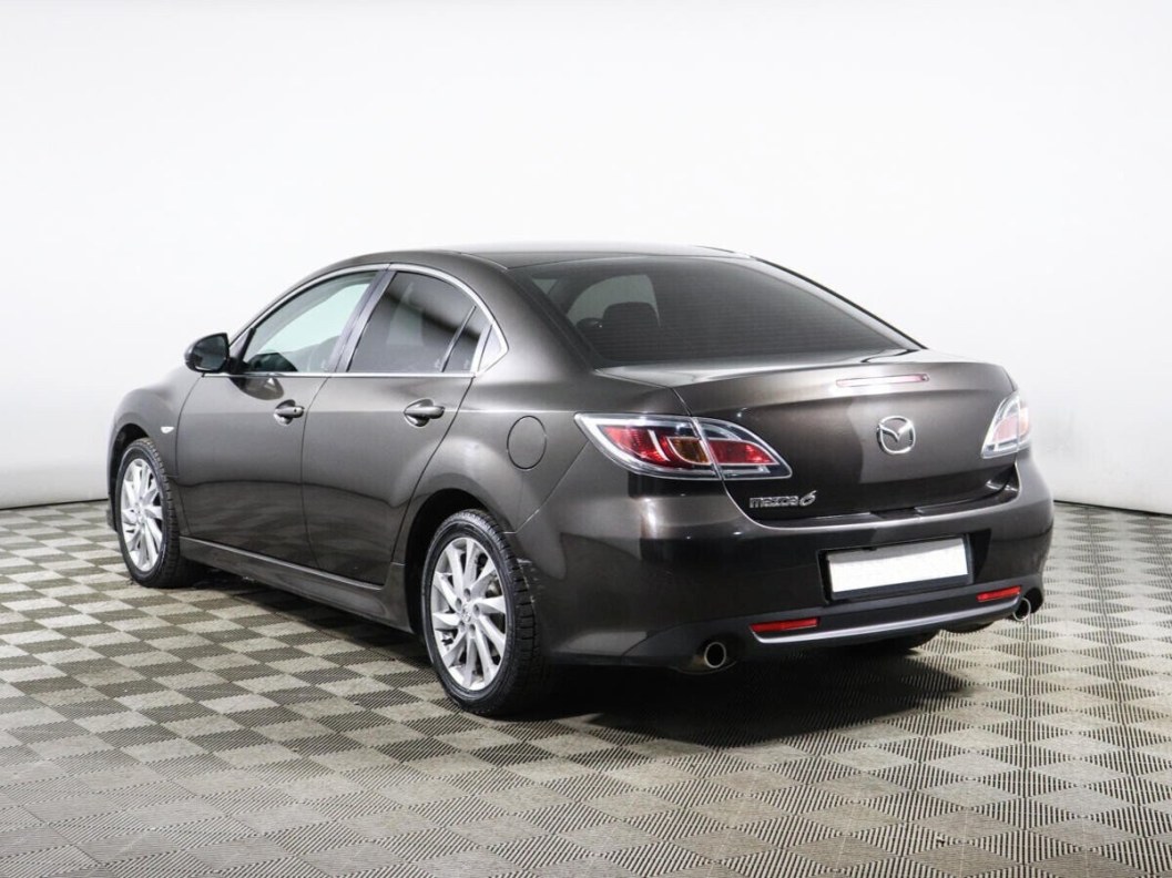 Mazda 6 2.0 АКПП, 2010 фото 4