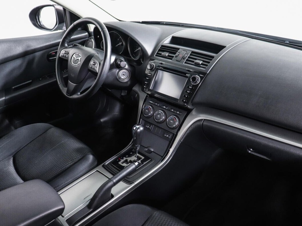Mazda 6 2.0 АКПП, 2010 фото 7