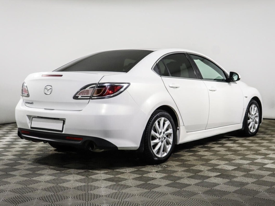Mazda 6 2.0 АКПП, 2011 фото 2
