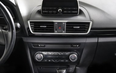 Mazda 3 1.5 АКПП, 2014 превью 8