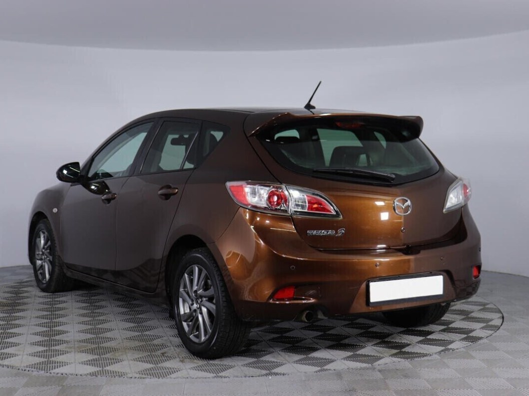 Mazda 3 1.6 АКПП, 2011 фото 4