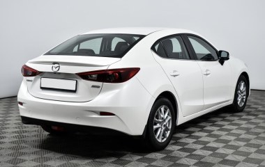 Mazda 3 1.5 АКПП, 2017 превью 3