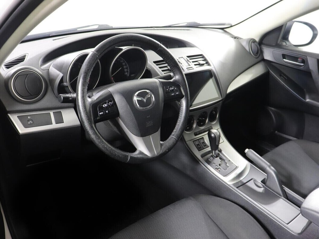Mazda 3 1.6 АКПП, 2012 фото 5