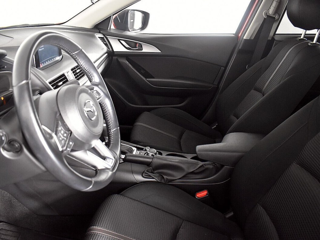 Mazda 3 1.5 АКПП, 2018 фото 3