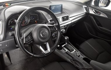 Mazda 3 1.5 АКПП, 2018 превью 4