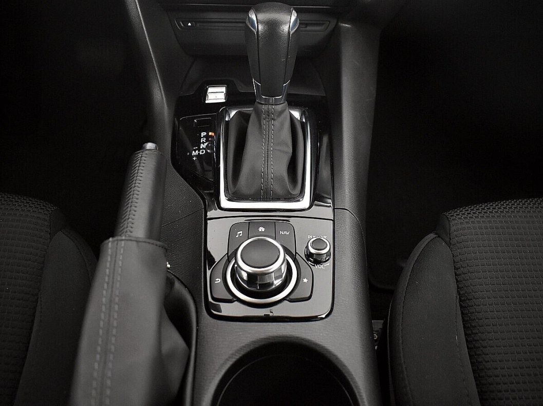 Mazda 3 1.5 АКПП, 2018 фото 7