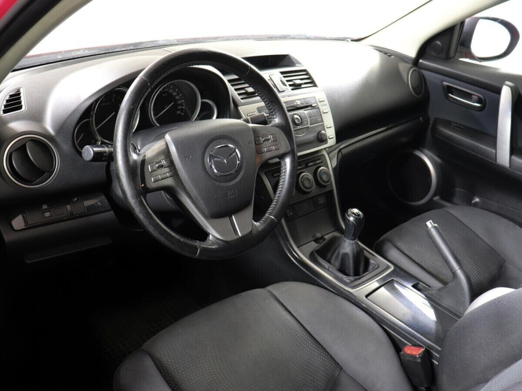 Mazda 6 2.0 МКПП, 2009 фото 5