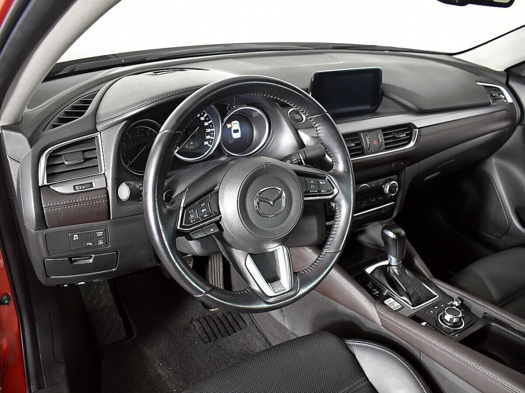 Mazda 6 2.5 АКПП, 2018 фото 4