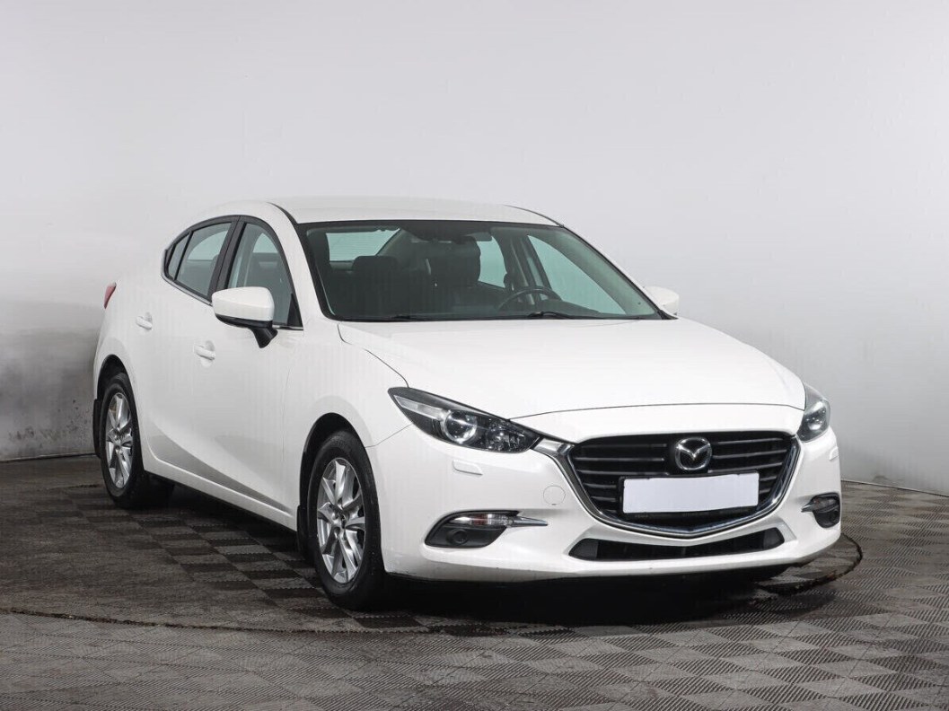 Mazda 3 1.5 АКПП, 2018 фото 3